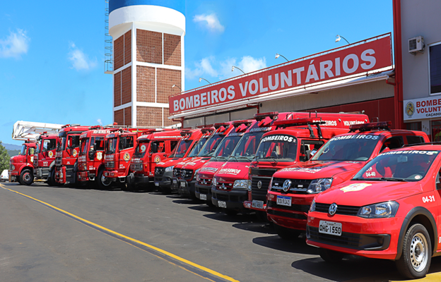 Apoio: Bombeiros Voluntários de Caçador auxiliam em resgates em Rodeio/SC -  Portal Caçador Online