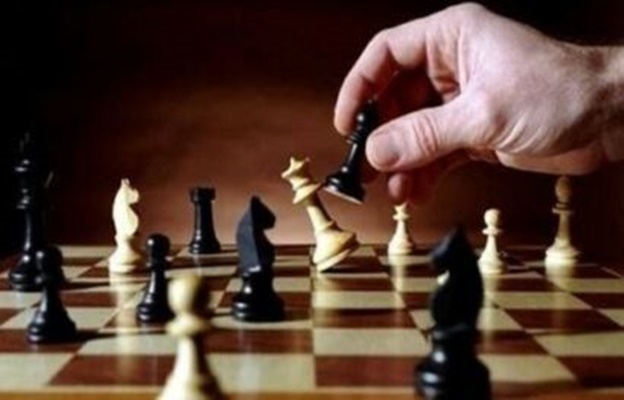 Grátis: Biblioteca Vidal Ramos inicia aulas de xadrez - Portal